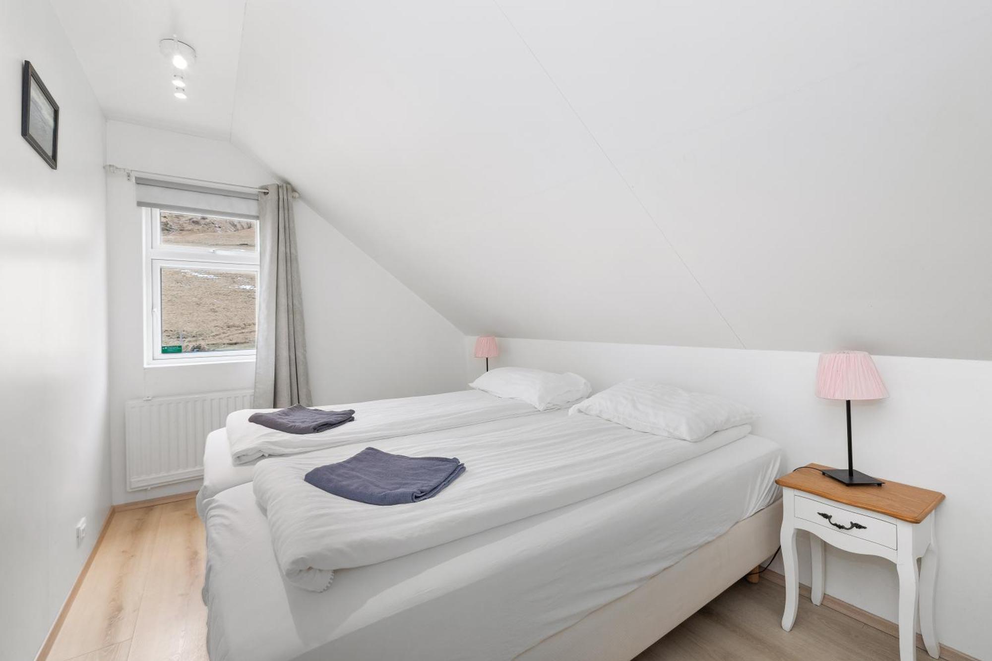 Guesthouse Rauthafell Holt  Εξωτερικό φωτογραφία