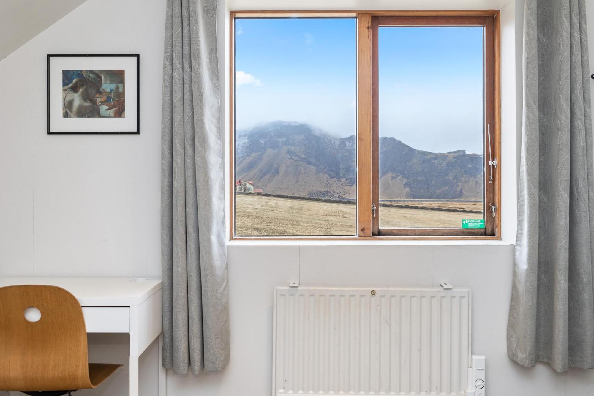 Guesthouse Rauthafell Holt  Εξωτερικό φωτογραφία